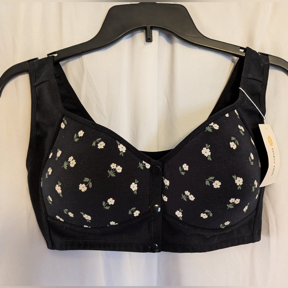 NWT Daisy Bra Black Floral Front-Closure Bra Sz. L